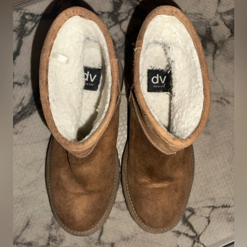 Dv dolce vita brown short ankle faux fur lined winter boots 6.5